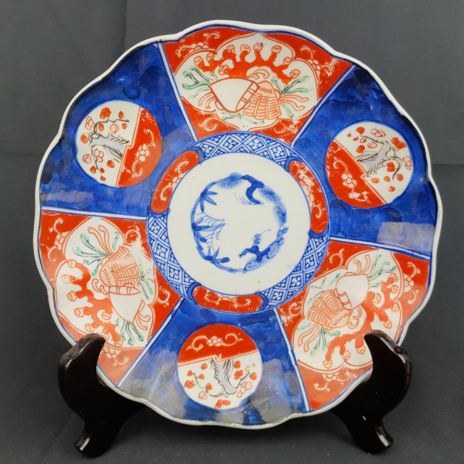 Assiette fleurs imari Japon