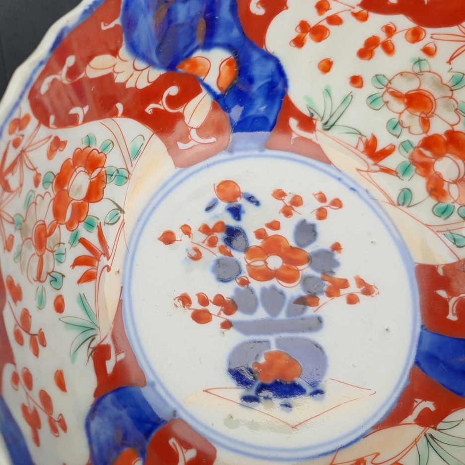 Assiette fleurs imari Japon