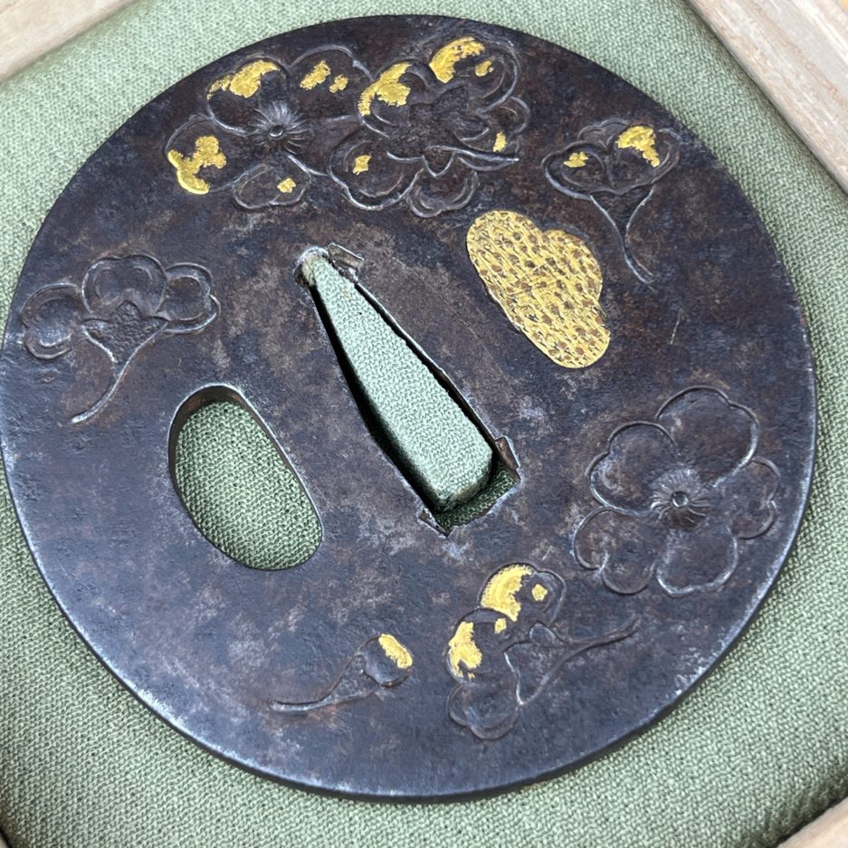 Tsuba fleurs japon Edo