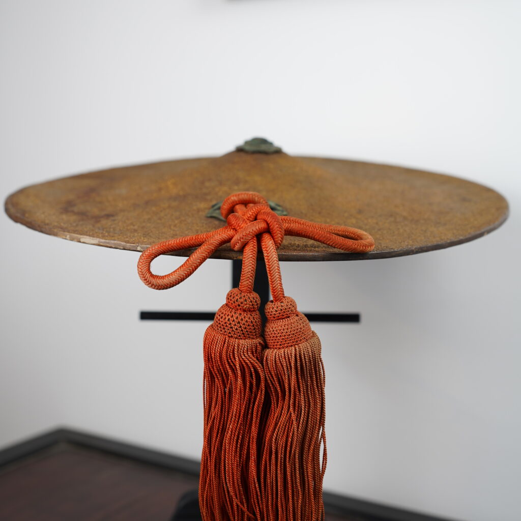 Jingasa casque samouraï Edo or Kogeiya Luc Hedin