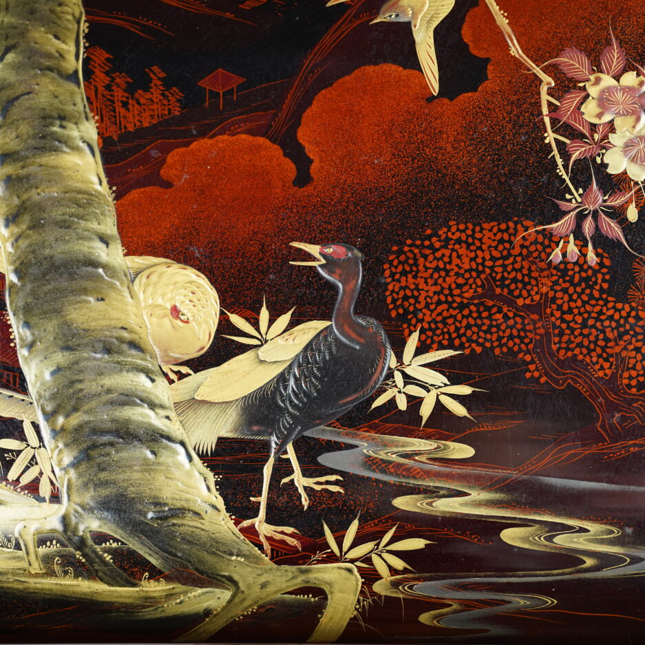 grande boite laquée meiji oiseaux arbres japon arts décoratifs japonais Kogeiya