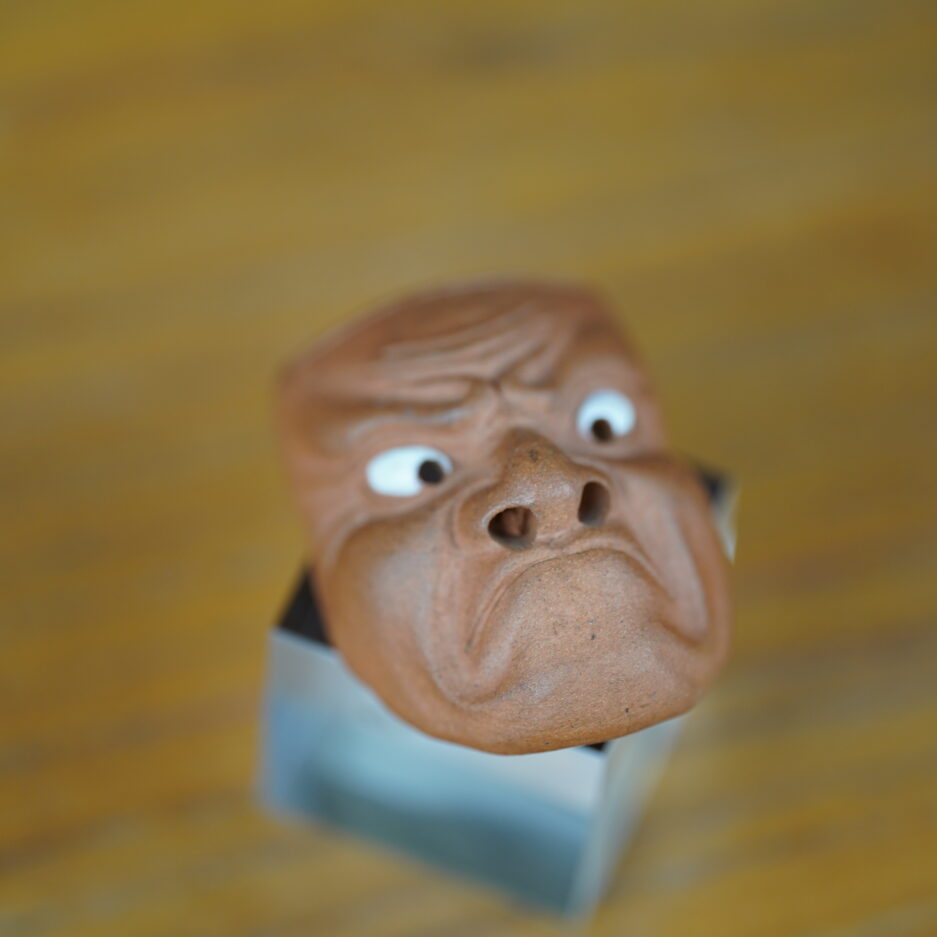 netsuke ceramique grimaçant masque japonais