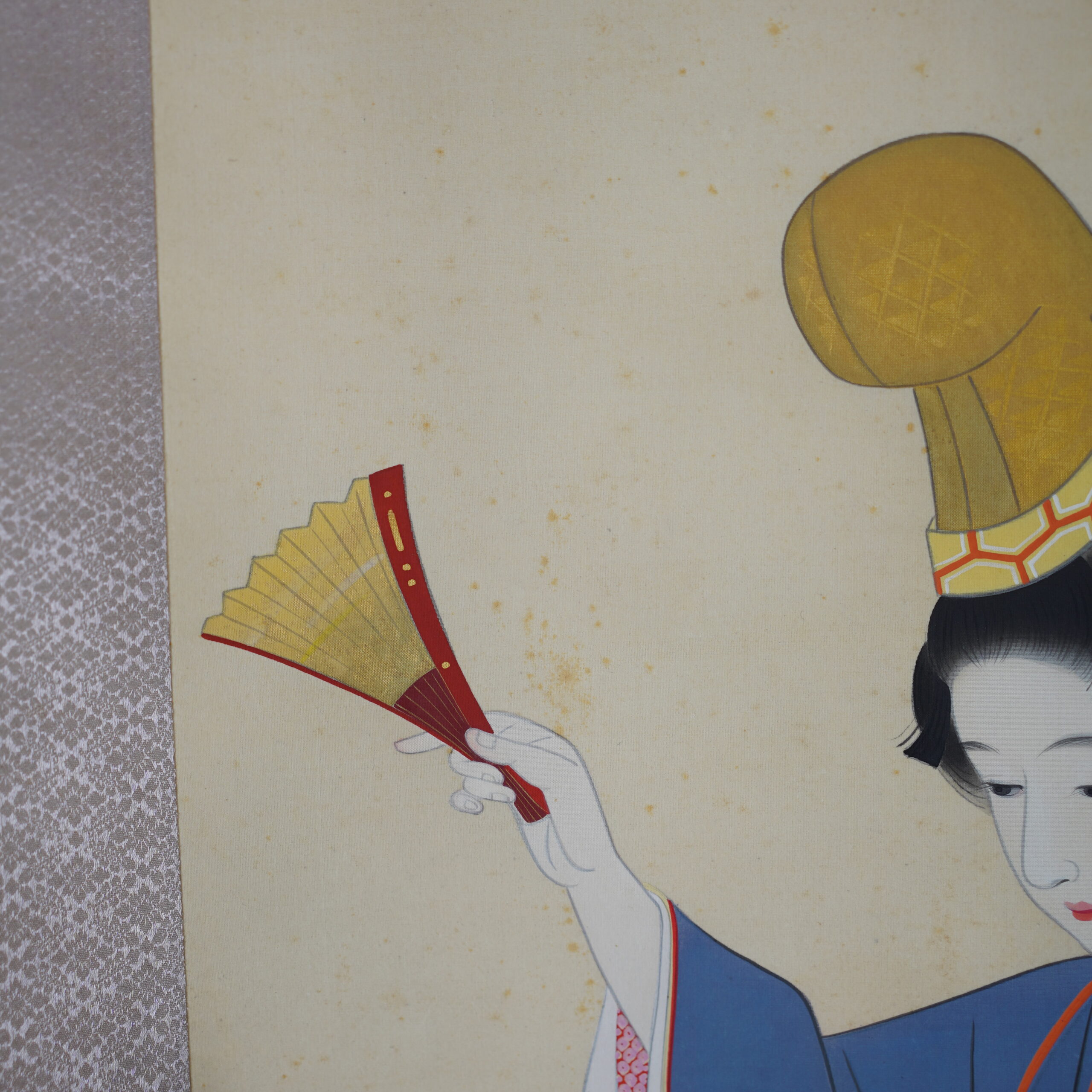 kakejiku-kakemono-danseuse-japonaise-bugaku-showa-antiquaire-japon-luc-hedin-04645 Kakemono kakejiku danseuse Japon Bugaku éventail I Luc Hédin antiquaire art japonais Kogeiya