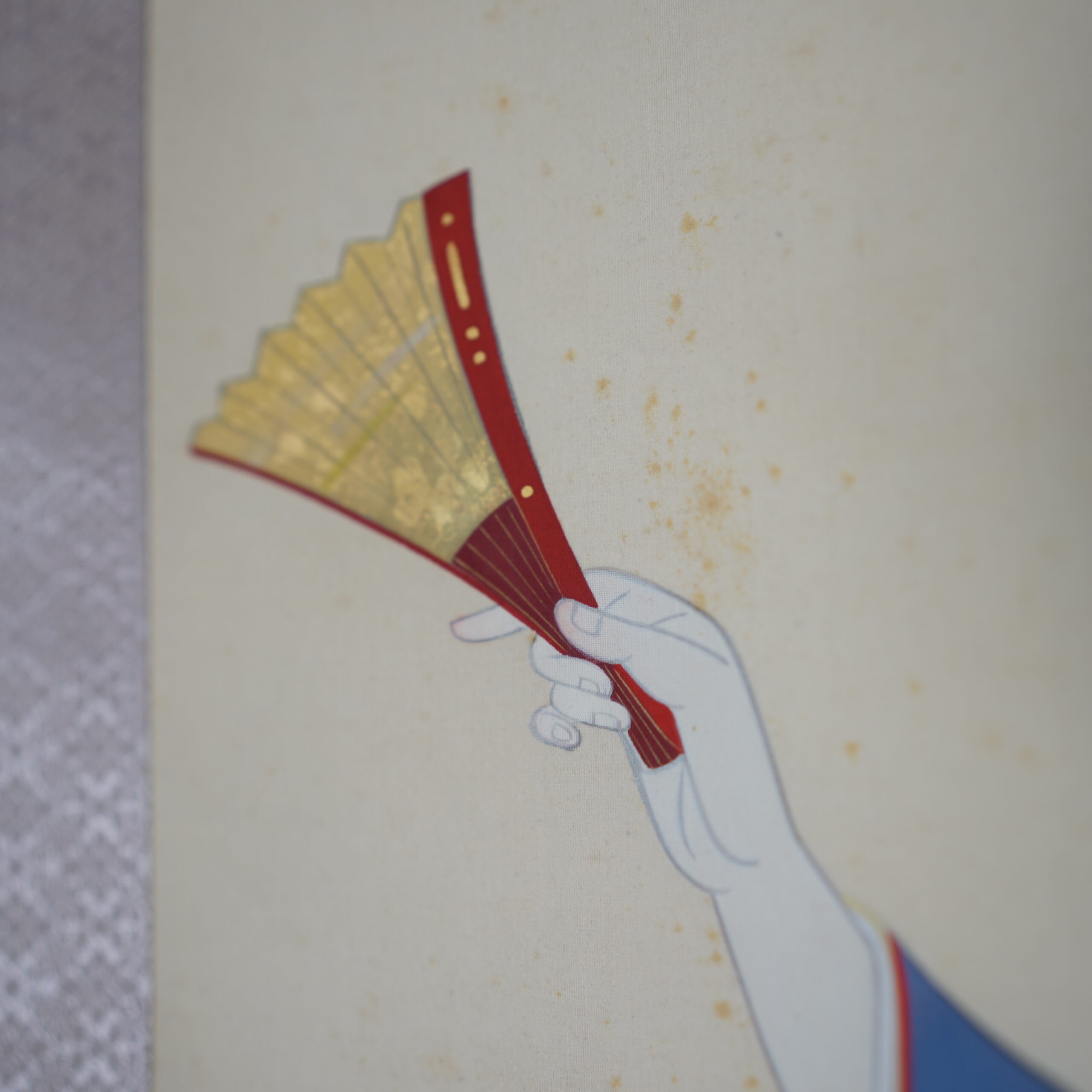 kakejiku-kakemono-danseuse-japonaise-bugaku-showa-antiquaire-japon-luc-hedin-04653 Kakemono kakejiku danseuse Japon Bugaku éventail I Luc Hédin antiquaire art japonais Kogeiya