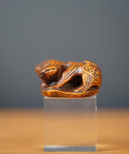 Netsuke représentant un shishi - Fin-Edo XIXe s.